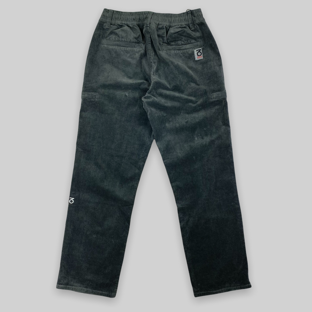Locker sitzende Cord-Skatehose (Anthrazit)