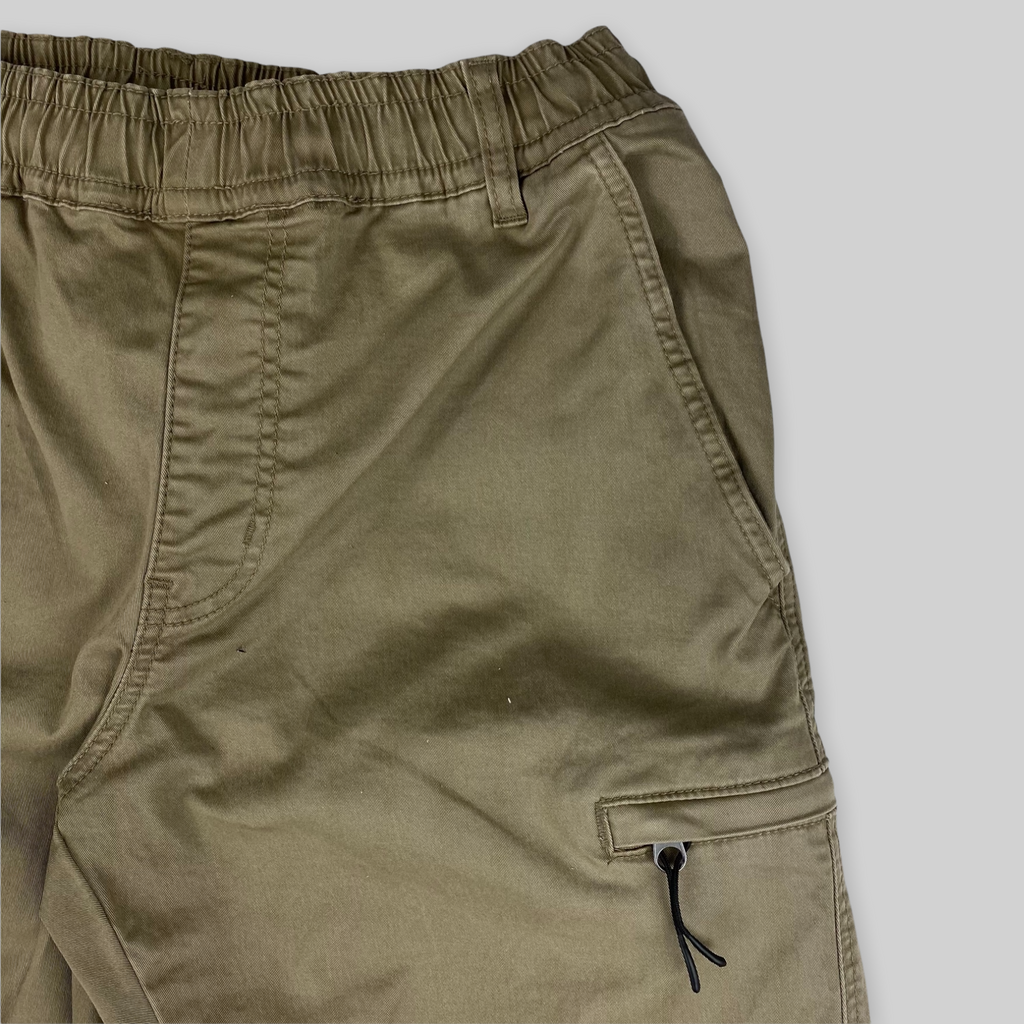 Twill-Skatehose mit lockerer Passform (Staubbeige)