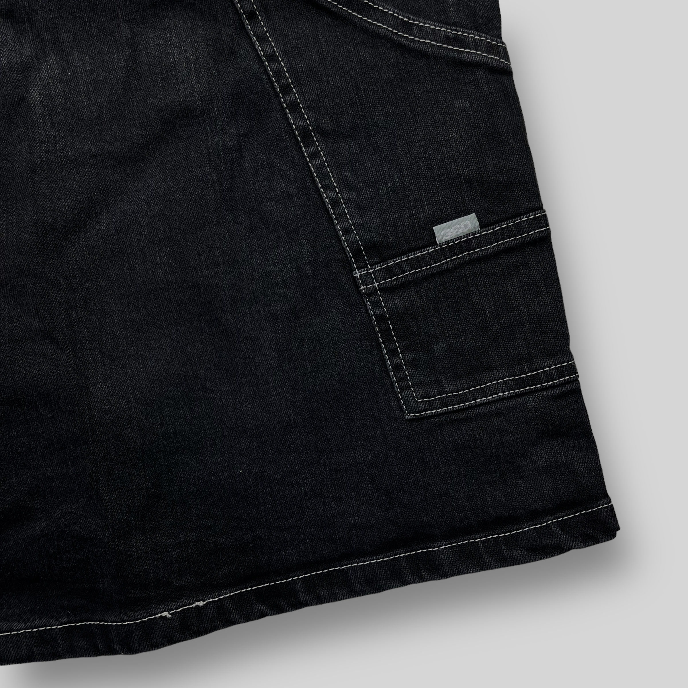 Loose Fit Carpenter Denim Shorts (Black/White)