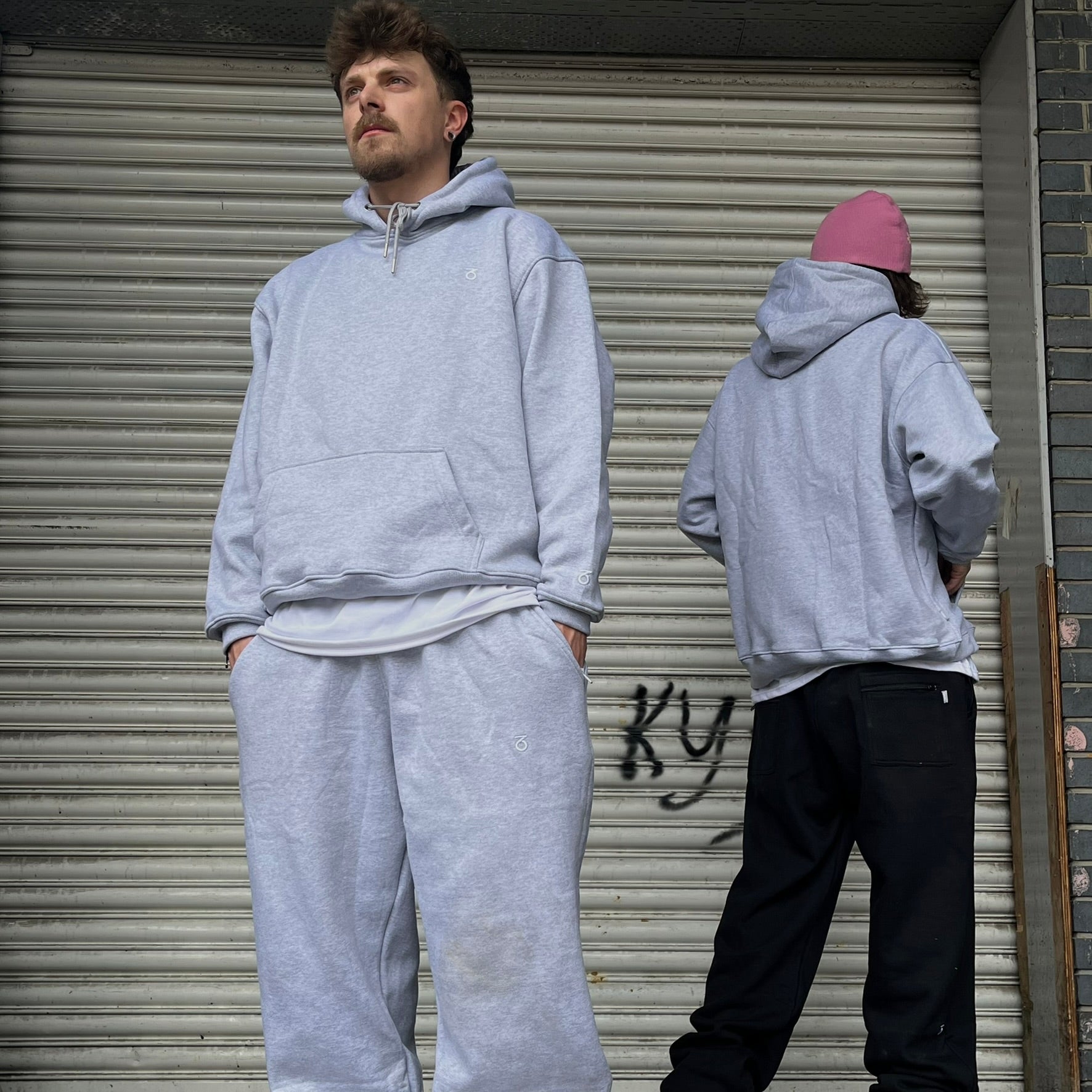 T-shirt con logo Core (bianco/grigio medio)