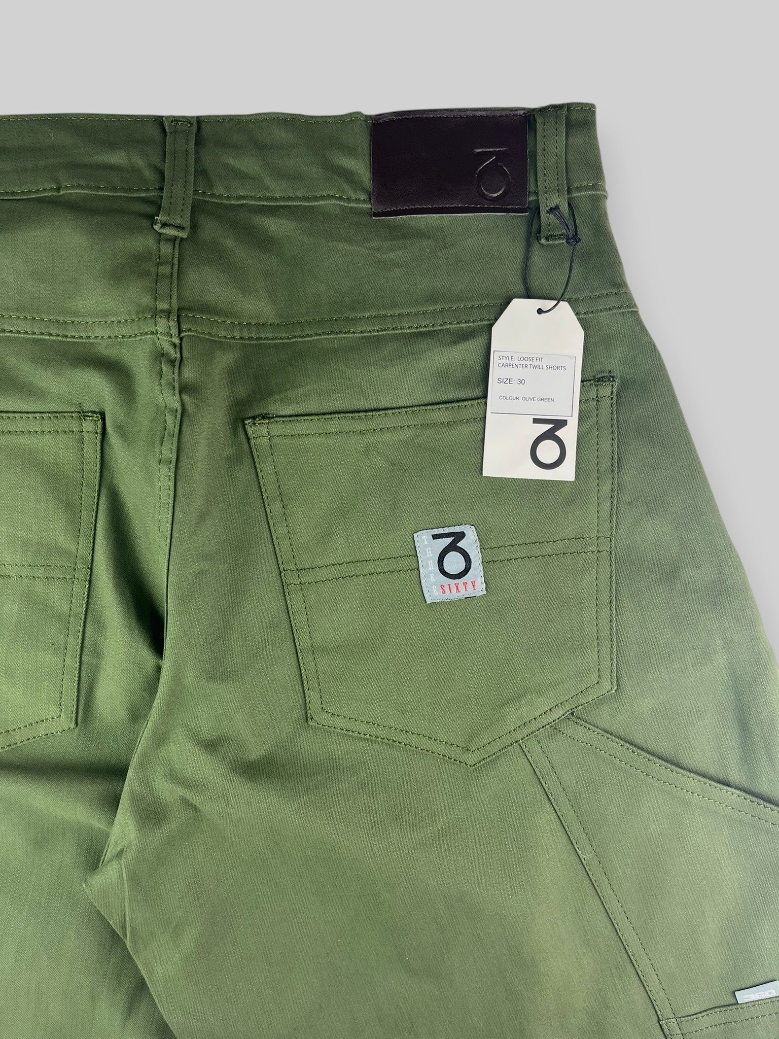 Carpenter-Jeansshorts mit lockerer Passform (Schwarz/Weiß)